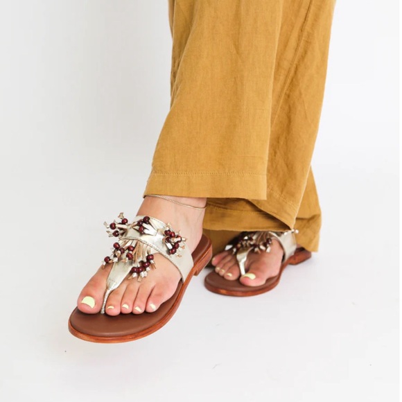 Free People Shoes - Free People Sadie Fringe Gold Metallic Sandals New!